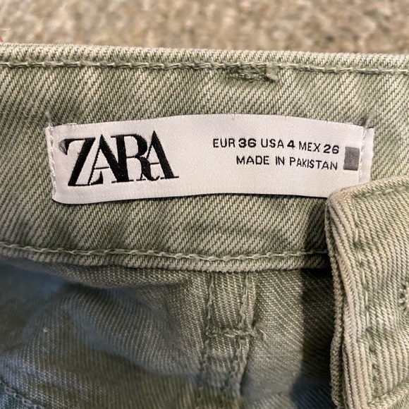 Zara distressed jeans - Picture 4 of 12